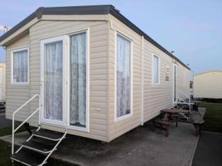 Modern 6 Berth Caravan At Ty Mawr Holiday Park, North Wales Ref 86018C - 0