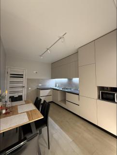 Квартира в парку біля озера, 10 хв до центра, 1км - 7