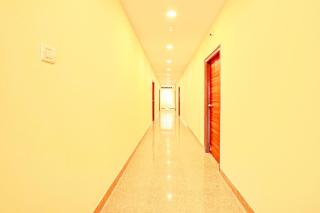 HOTEL O R SQUARE - 8