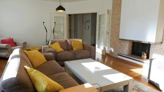 4 Bedroom Apartment - Private Parking - 4