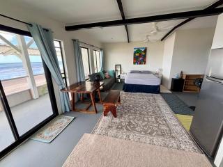 Stella Mar Oceanfront Hotel - 8