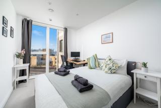 Breathtaking Camberwell Skyline Views - 6