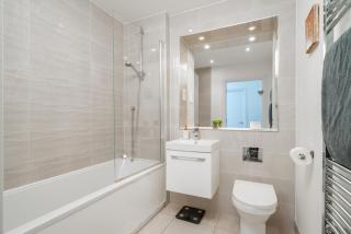 Breathtaking Camberwell Skyline Views - 2