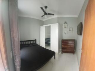 Linda casa com Piscina - 1