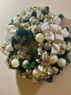 WOW!! Ultimate Pocono Retreat, Hot Tub, Game Room, Deck, Lakes, Skiing, Pools - 4