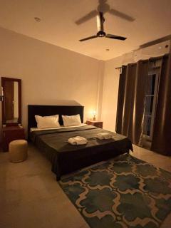 Kiki Stay- 2BHK Apartment with Pool - 1