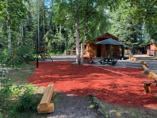 Sven's Basecamp Hostel - 9