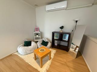Central Melbourne 2BR Balcony Apartment - Melbourne - 2