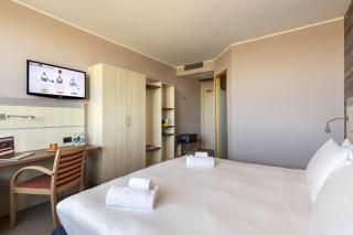 B&B Hotel Cherasco Langhe - 1