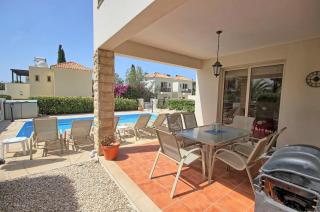 Luxury Pool Villa in Paphos Coral Bay - 8