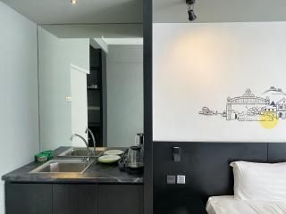 Aeropod Cactus Rail Suite With Balcony - Kota Kinabalu - 3