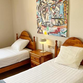 Art House 3BR Private Pool - 4