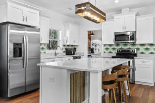 Lakin' Reel Memories - Lake Gaston - 1