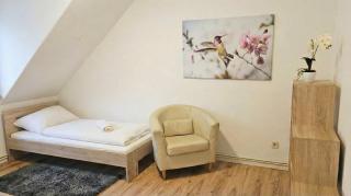 FeWocation Bremerhaven - 2 BR - Space for 6 - Near Harbor - 6