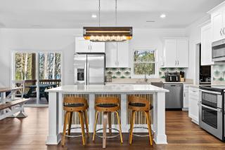 Lakin' Reel Memories - Lake Gaston - 4