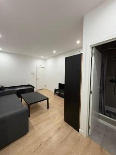 Watersford Sufian Modern Loft in City - 2