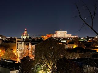 Parliament View 2BR Heart of Bucharest Free minibar - 9
