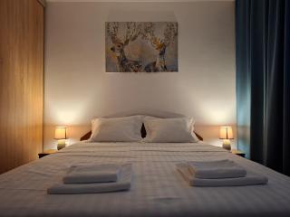 Parliament View 2BR Heart of Bucharest Free minibar - 0