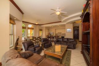 Bella Vista 2C - 3 bdr 3 1 and a half bath - 8