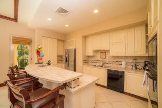 Bella Vista 2C - 3 bdr 3 1 and a half bath - 3