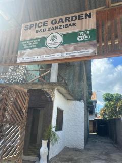 Spice Garden Lodge B&B - 1