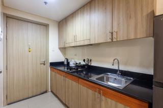 Shore Residences Family Suite near MOA 1 Bedroom with Balcony - 3beds good for 6 person - 2