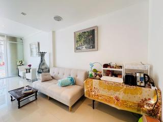 ราไวย์โฮสเทลRawai Hostel - 9