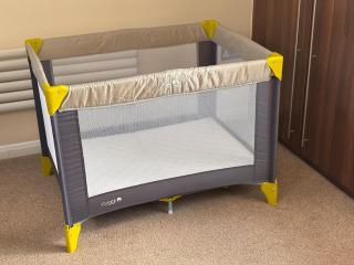 Spacious 4 Bed House - Sleeps 8 - 2