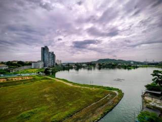 Modern Lakeside Living - Heritage The Mines 2BR - 1