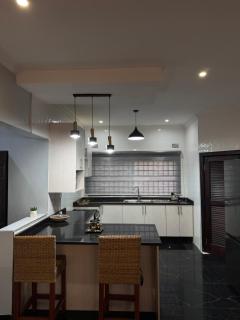 Louise Apartments - 6