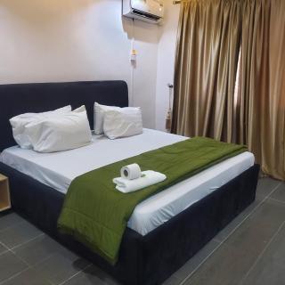 Weltons Apartments - 9