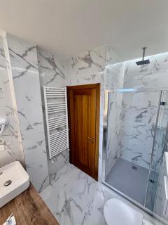 A stone's throw from the Duomo - 4