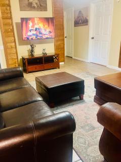 Smoky Mountain Cabin with HOTTUB - 2