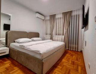 Eden Hostel Peja - 0