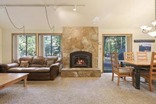 Blue Goose 16 home - 3