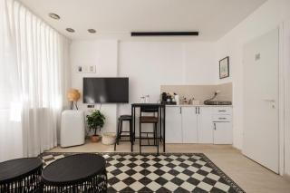 Cool studio with a sea side view and a shelter - 0