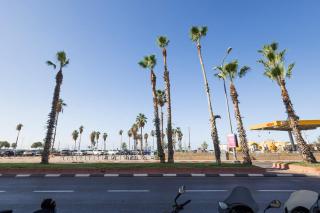 Cool studio with a sea side view and a shelter - 2