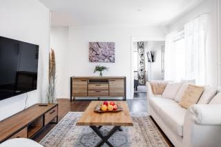 Cozy Nordic Home-Central Stay - 8