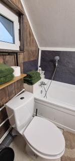 Romantic Attic Retreat - 5