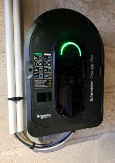 Chambre avec salle de bain privative et borne de recharge électrique T2 - 1