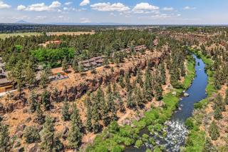 Enamored at Eagle Crest - 3