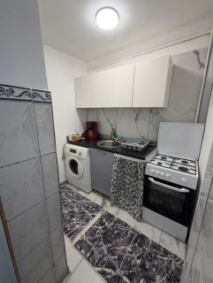 Garsonieră parter, 1 dormitor cu terasa si loc de joacă, PARCARE GRATUITĂ, Craiova - 3