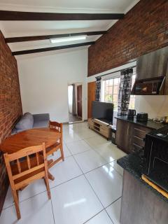 BLISS Cottage Langenhovenpark - 9