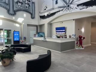 Disney Favorite FREE Shuttle - 1