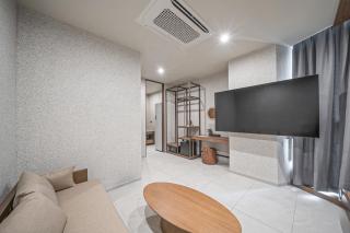 Daegu Dongseongro Giant Hotel - 7