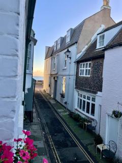 Halcyon Cottage, Charming Period Property in Deal's Conservation Area - 8