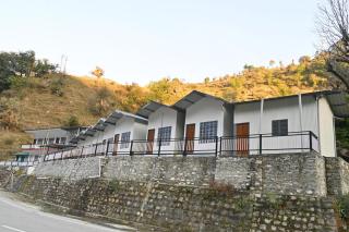 Yamuna Deep Resort And Cafe - Kutnaur - 0