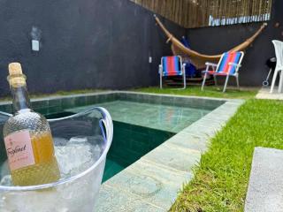 MHV Milagres - Studio Guadalupe 05, quarto e sala privativo a poucos metros da Praia do Marceneiro - 0