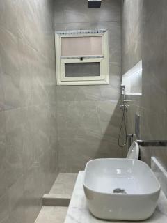 شقة فوق السحاب - 4