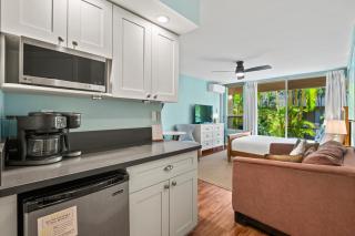 FLASH SALE! Cozy Studio Steps to Kamaole 2 Beach - 7